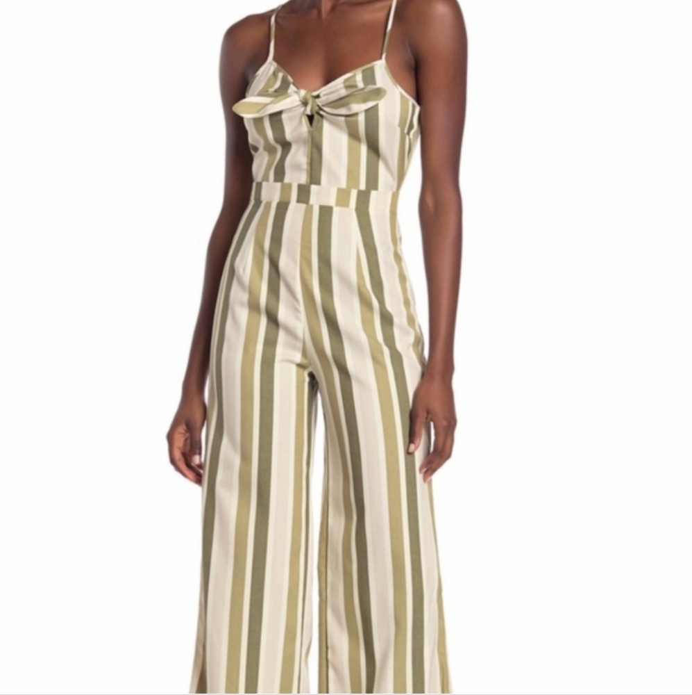 Romeo + Juliet Couture Jumpsuit Green Stripe Wide Leg Front Bow Back Zip…